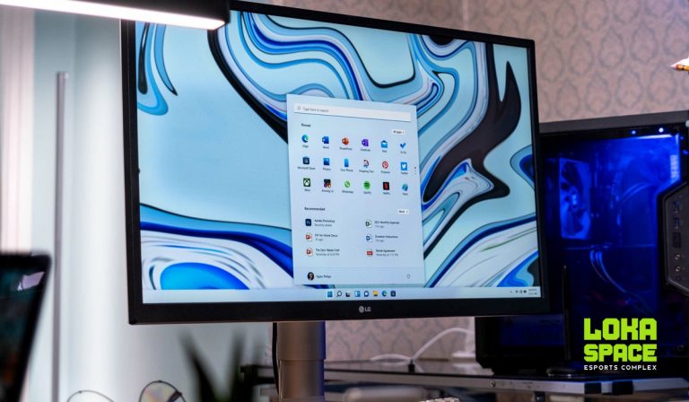 MICROSOFT THỬ NGHIỆM TÍNH NĂNG ĐIỀU KHIỂN ĐÈN RGB